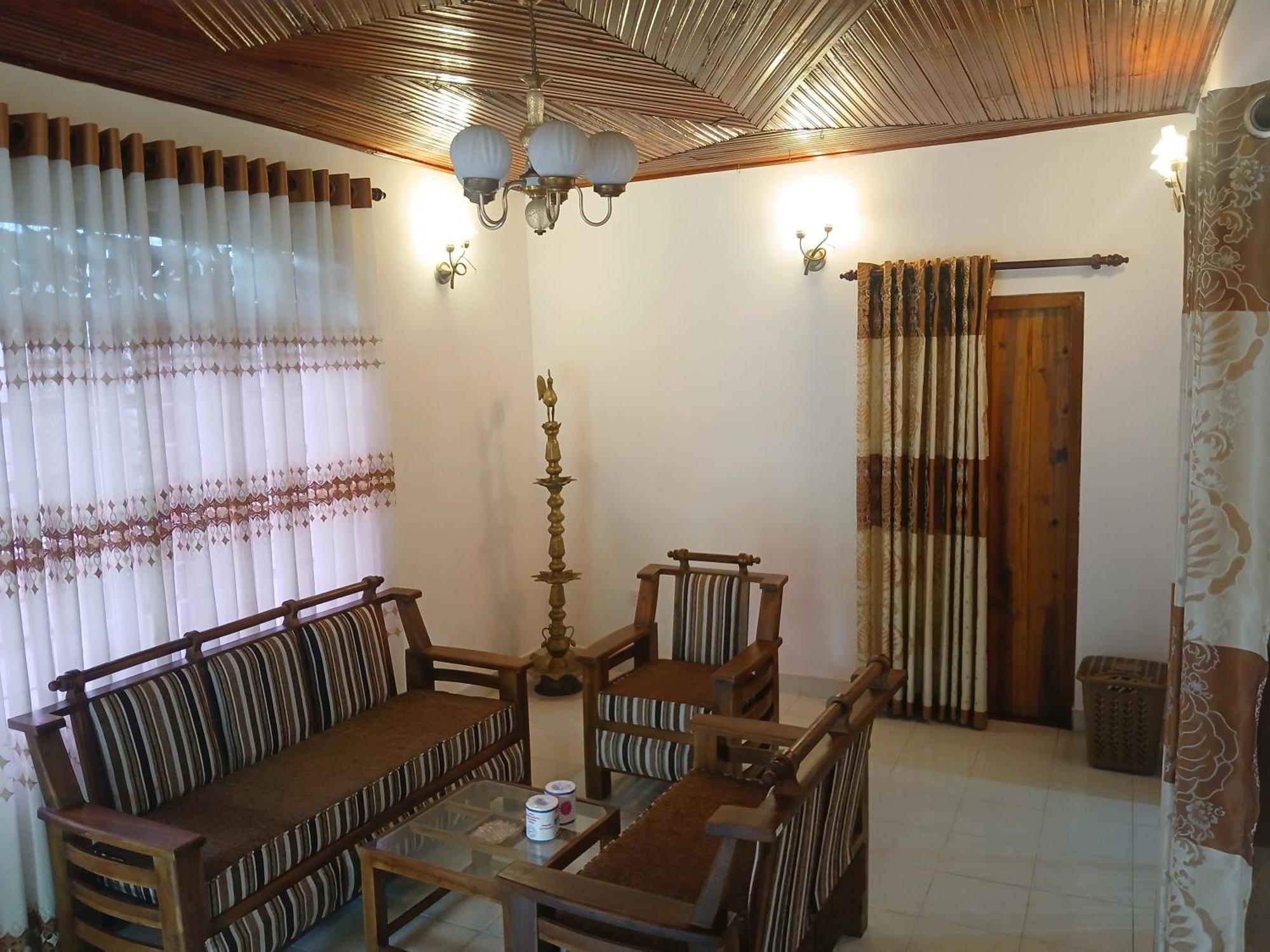 Ella Mount Villa Exterior photo